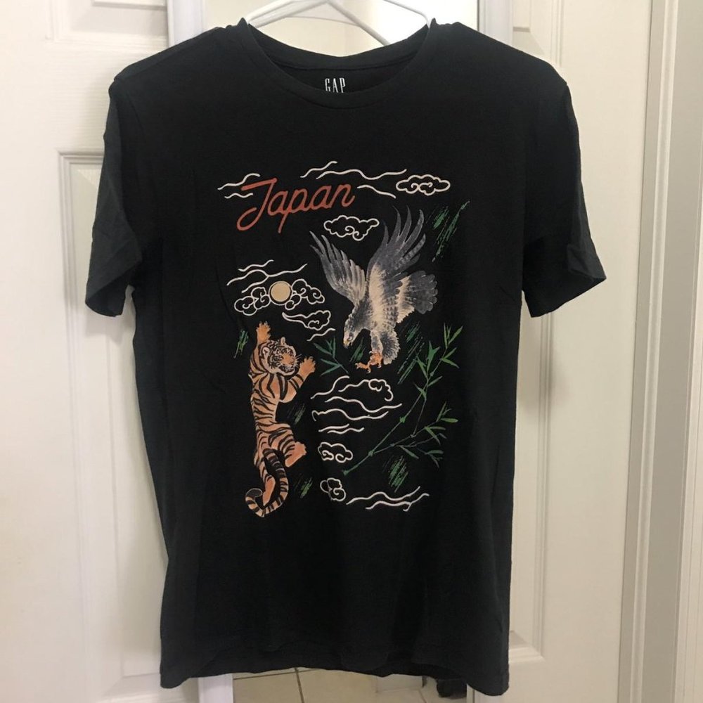 Japan Souvenir Gap Black T shirt
